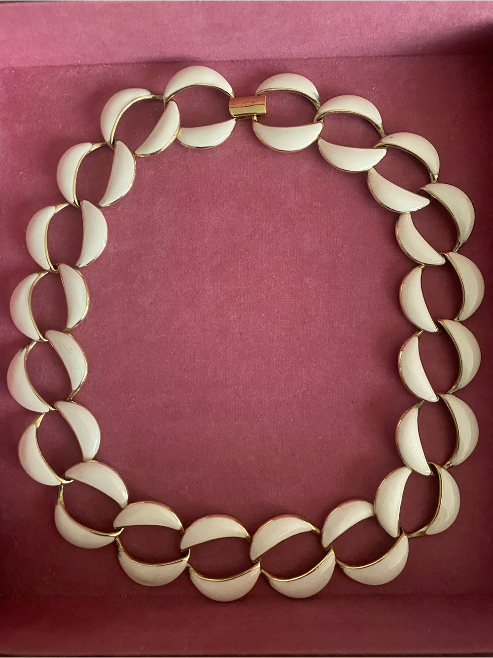 Vintage 80s Gold Napier Cream Enamel Link Collar Necklace